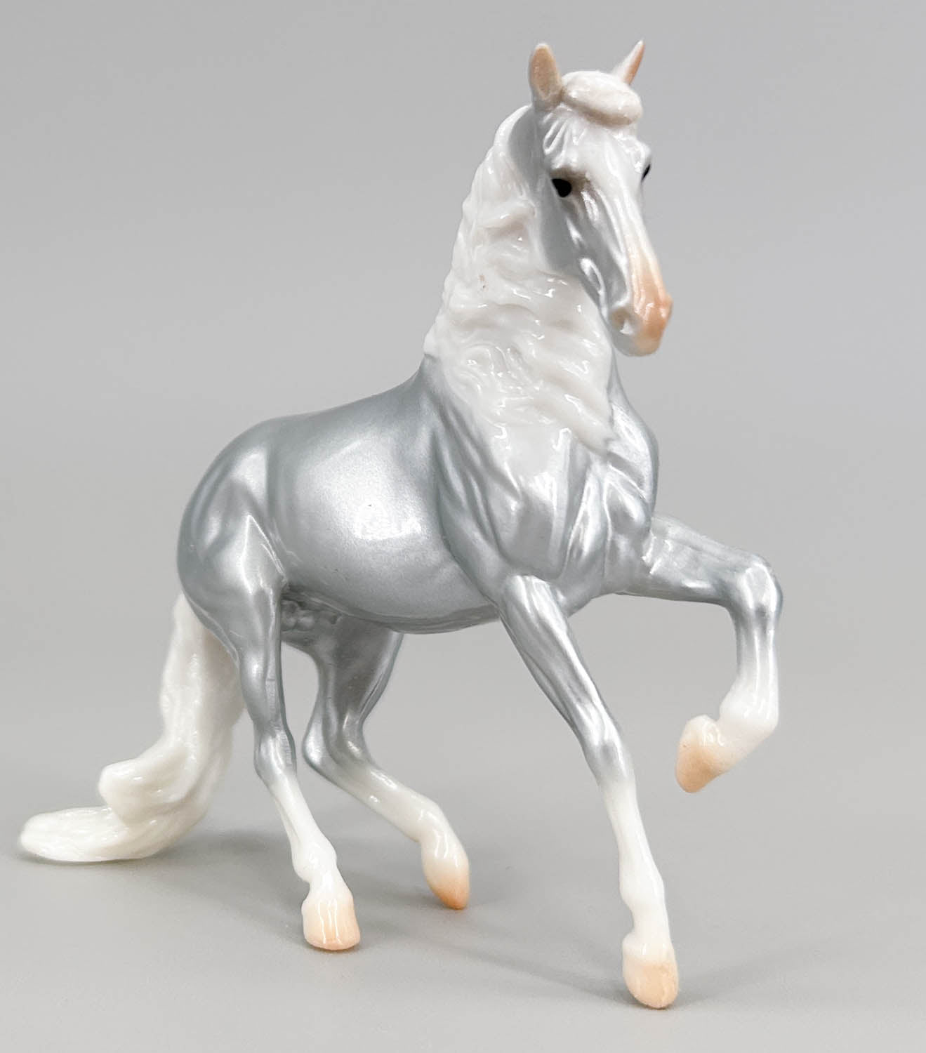 Alborozo, Silver Charm - Mystery Horse Surprise Series 2 Chase Piece