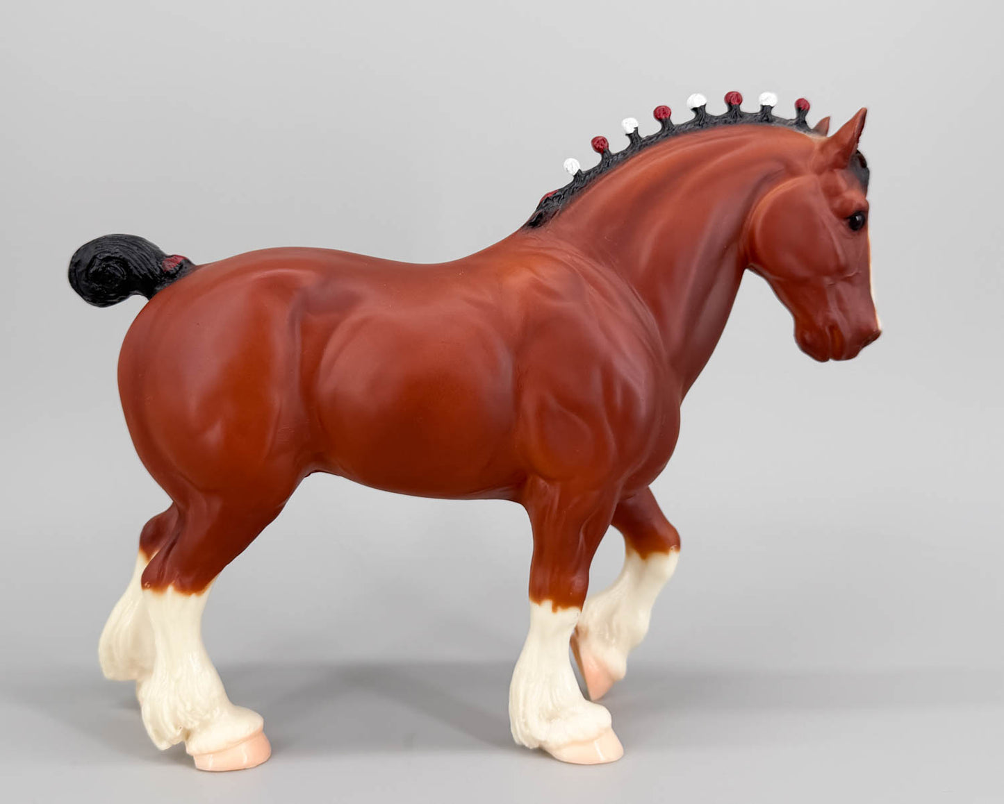 Clydesdale Stallion, Bay - Red & White Bobs