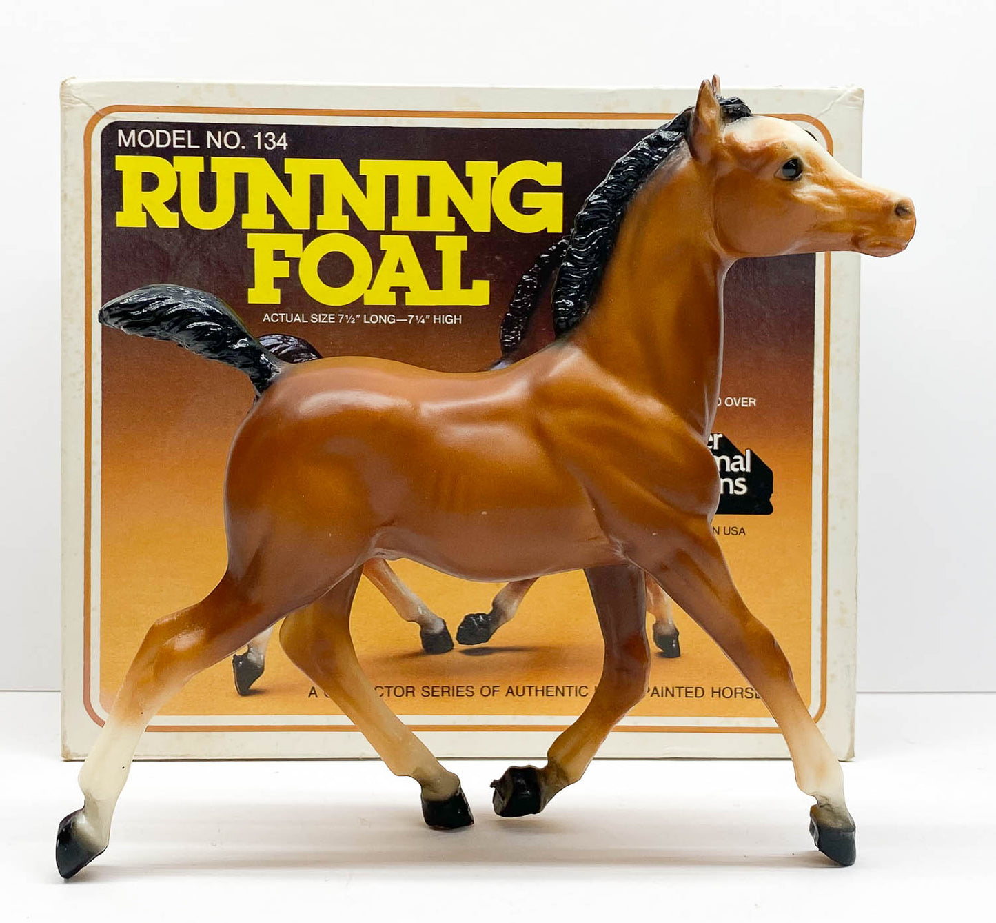 Running Foal, Bay w/ Cardboard Box