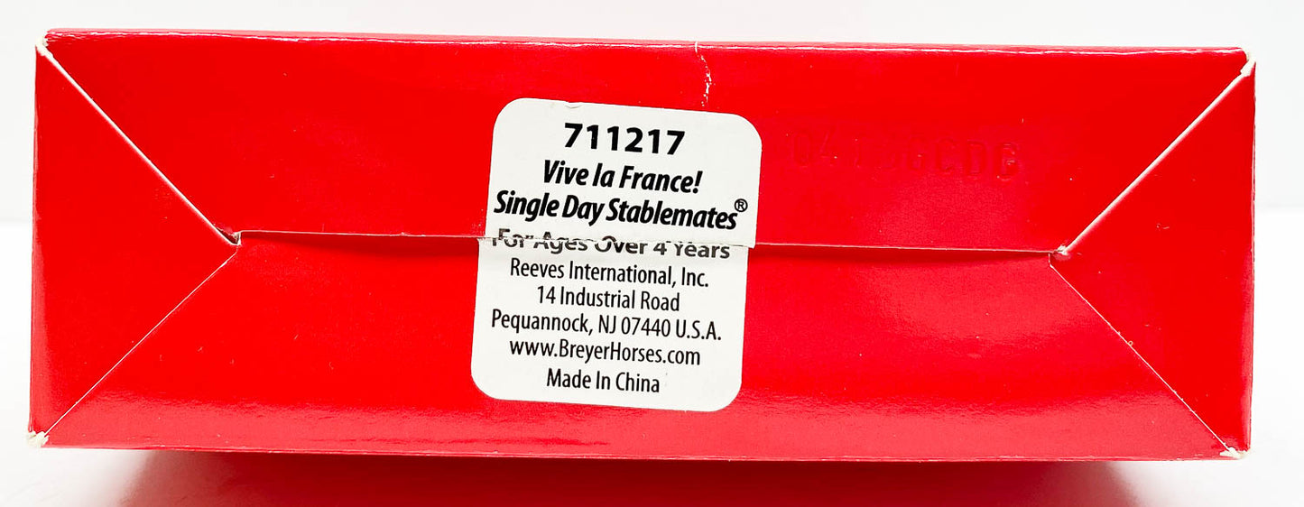 Box For Cantering Warmblood Crepe Suzette