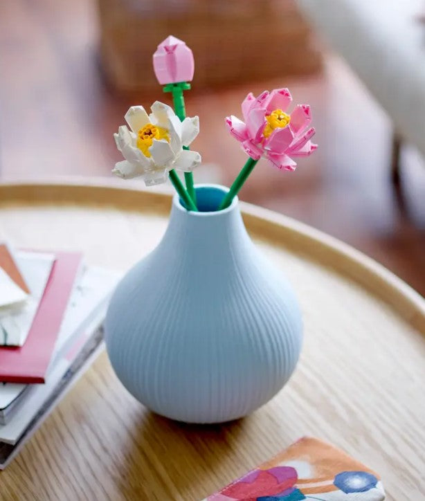 LEGO® Icons ~ Botanicals: Lotus Flowers #40647 220 Pieces