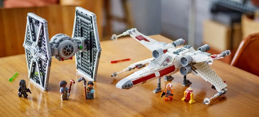 LEGO® Star Wars™ ~ TIE Fighter & X-Wing Mash-up #75393 1063 Pieces