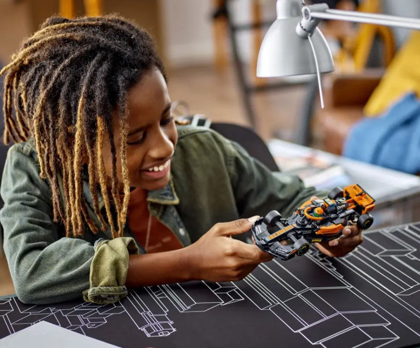 LEGO® Speed Champions ~ McLaren Formula 1 Race Car CS #76919 245 Pieces