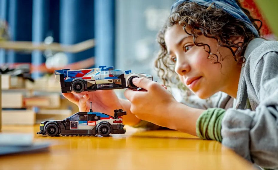 LEGO® Speed Champions ~ BMW M4 GT3 & BMW M Hybrid V8 Race Cars #76922 676 Pieces