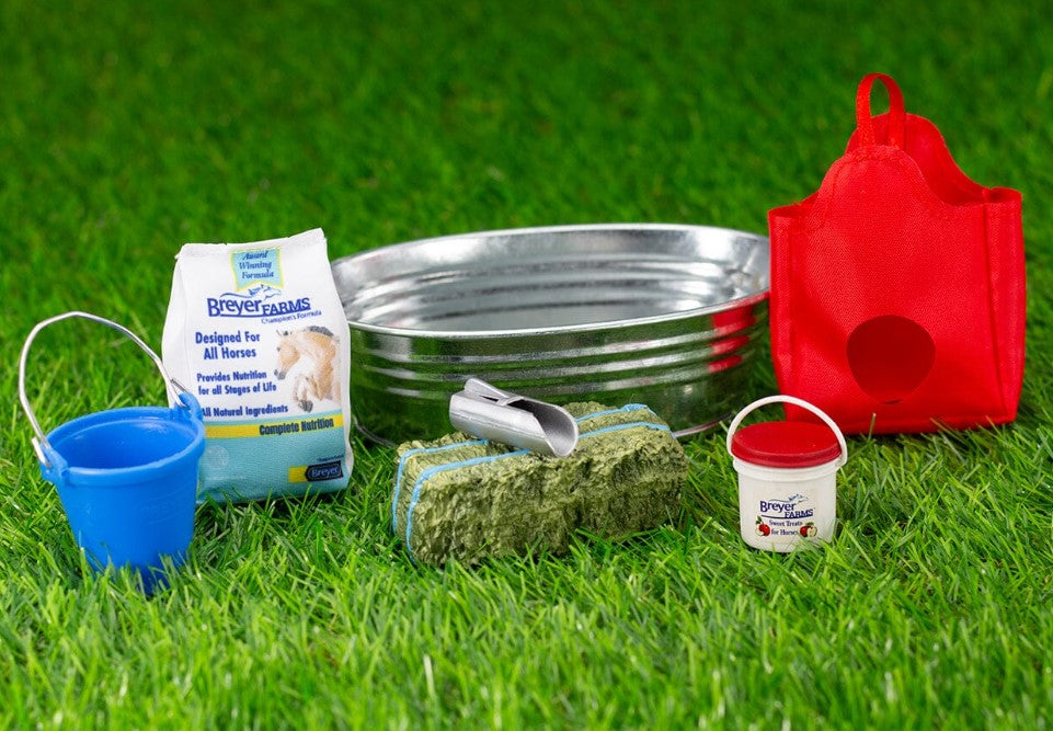 Stable Feed Set - Traditional