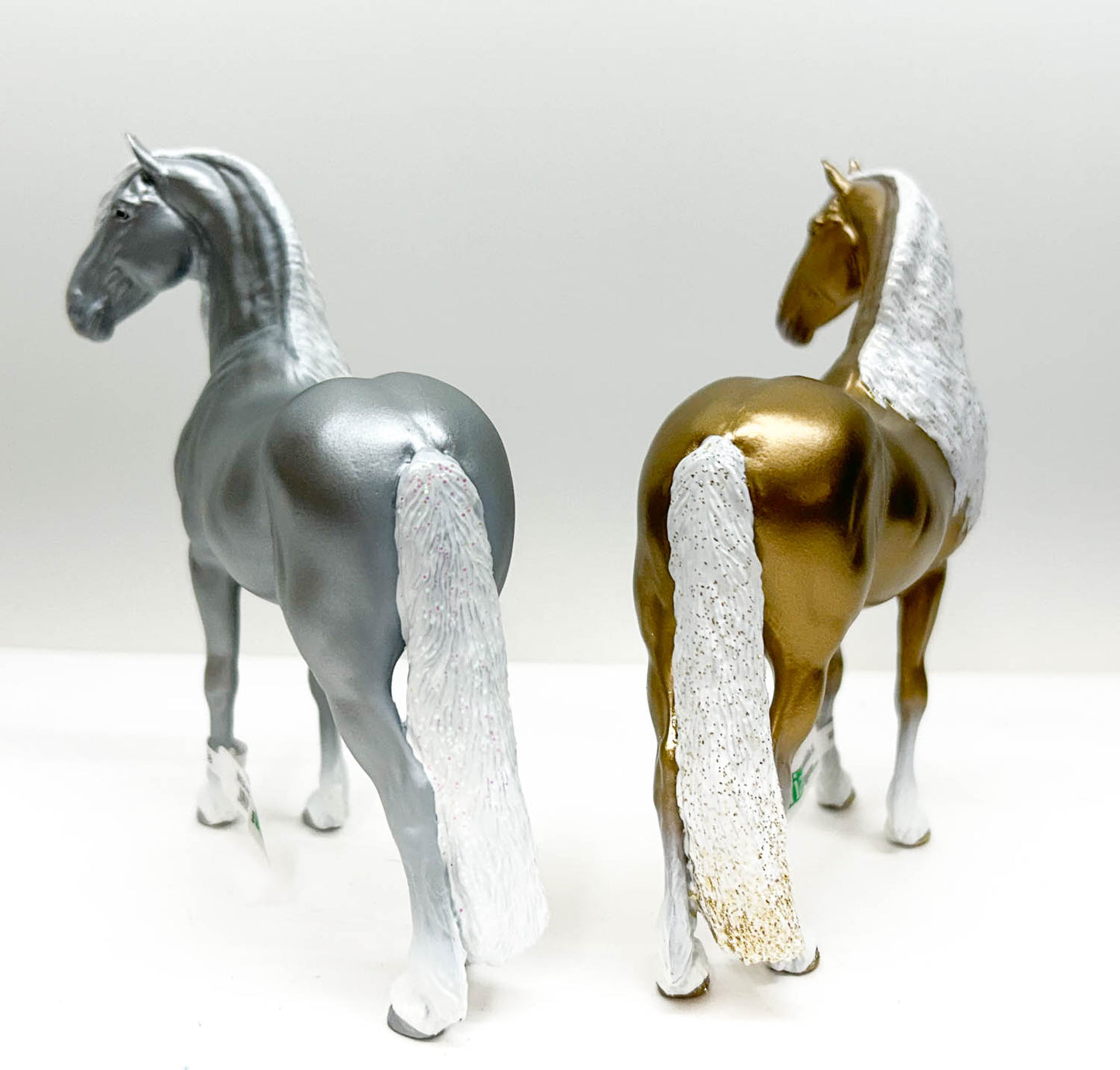 Friesian ~ Niklas, GOLD - Christmas Limited Edition 2023