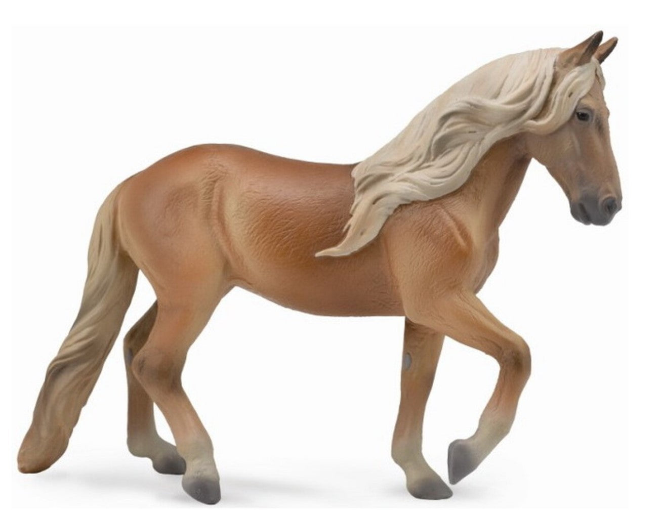 Peruvian Paso Mare, Chestnut (International Release)
