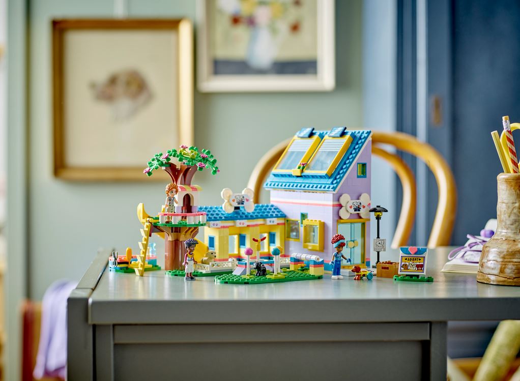 LEGO® Friends ~ Dog Rescue Center #41727 617 Pieces