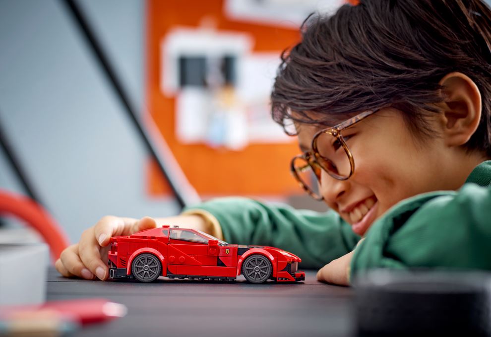 LEGO® Speed Champions ~ Ferrari 812 Competizione #76914 261 Pieces