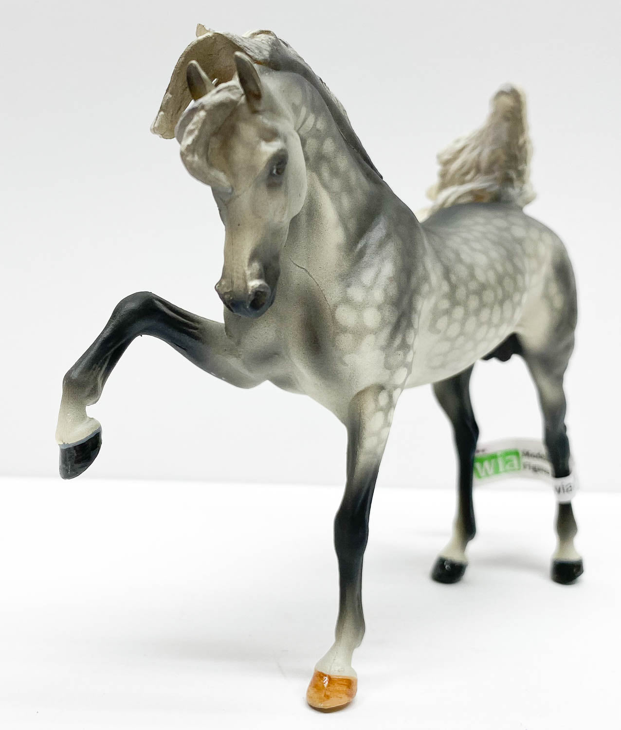 Sharif, Dapple Grey w/ Support Stand