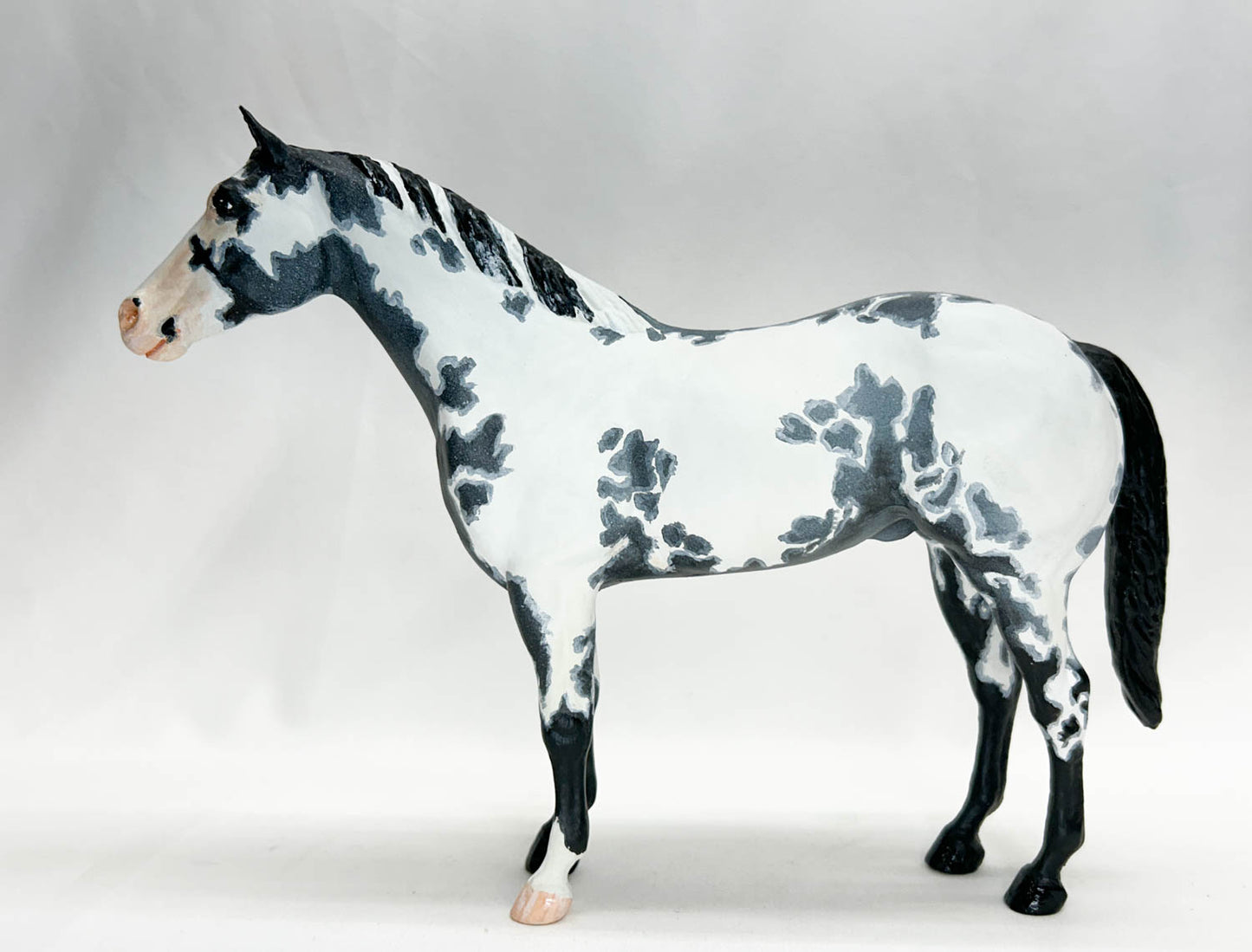 Ideal Quarter Horse - Custom Blue Roan Paint
