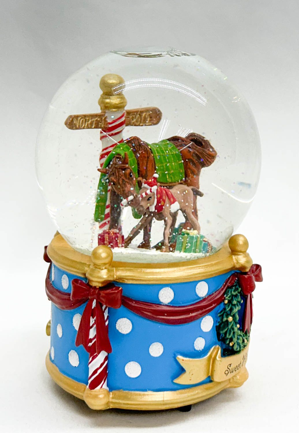 2014 Holiday Snow Globe ~ Sweet Holidays