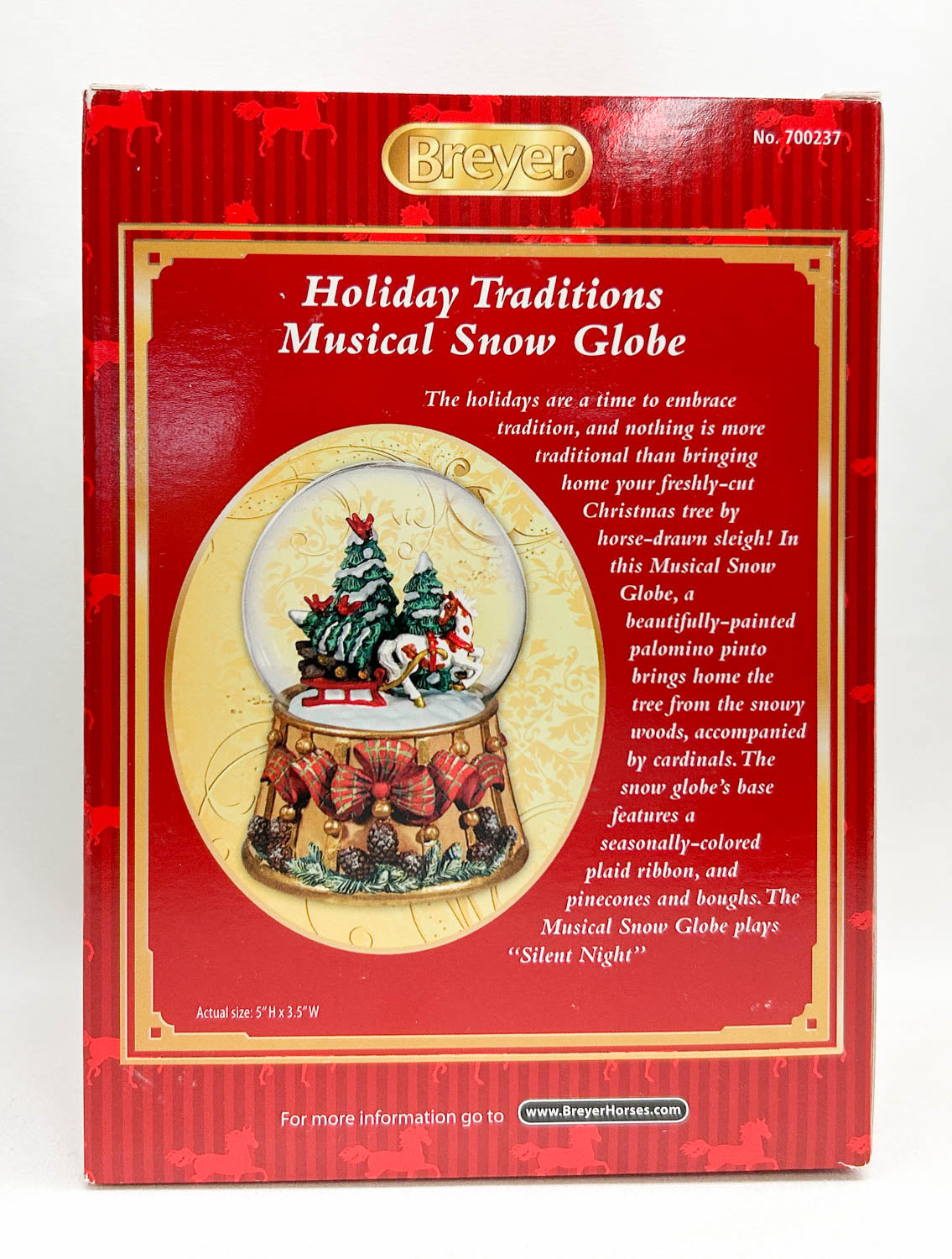 2016 Holiday Snow Globe ~ Holiday Traditions