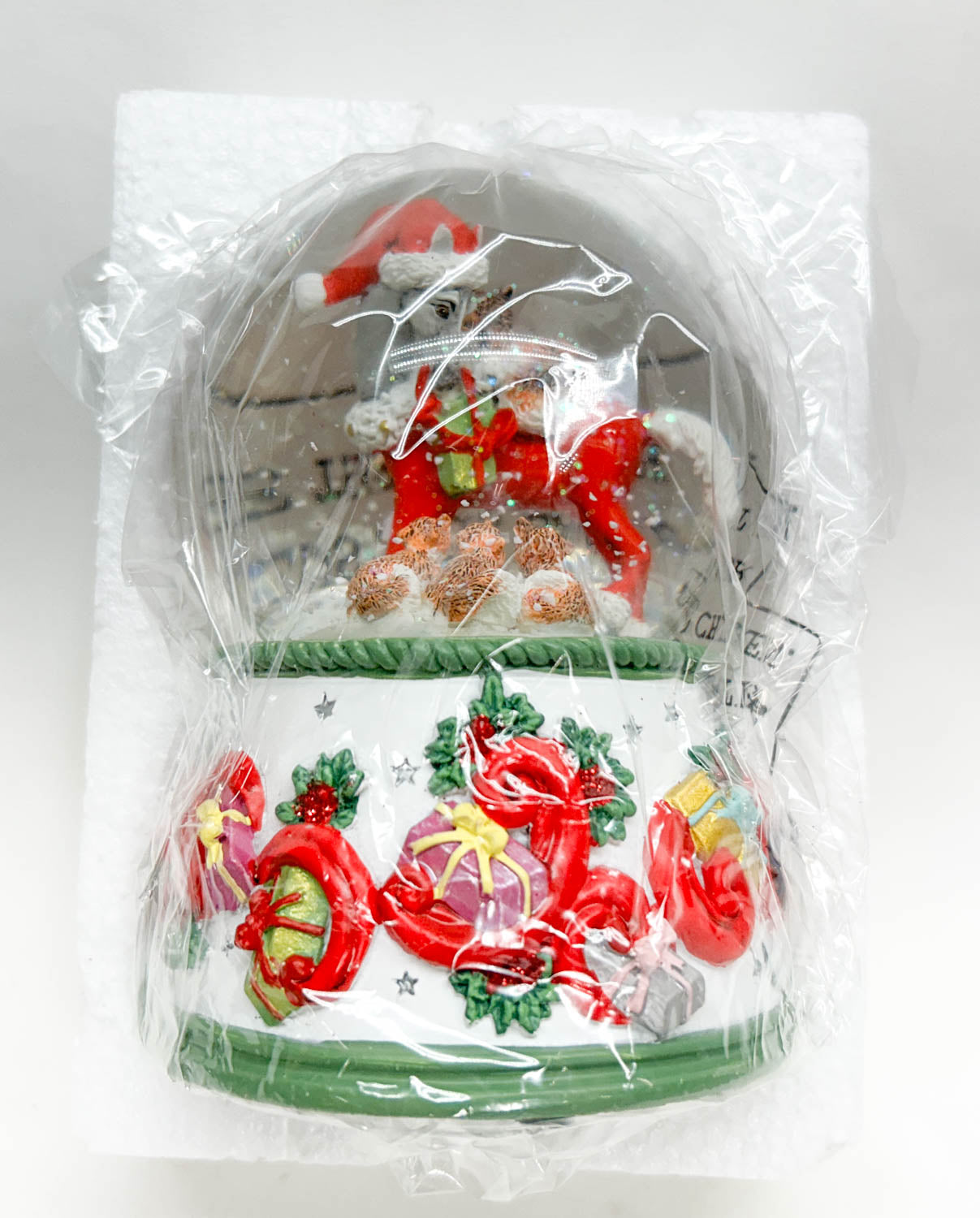 2022 Holiday Snow Globe ~ Forest Friends