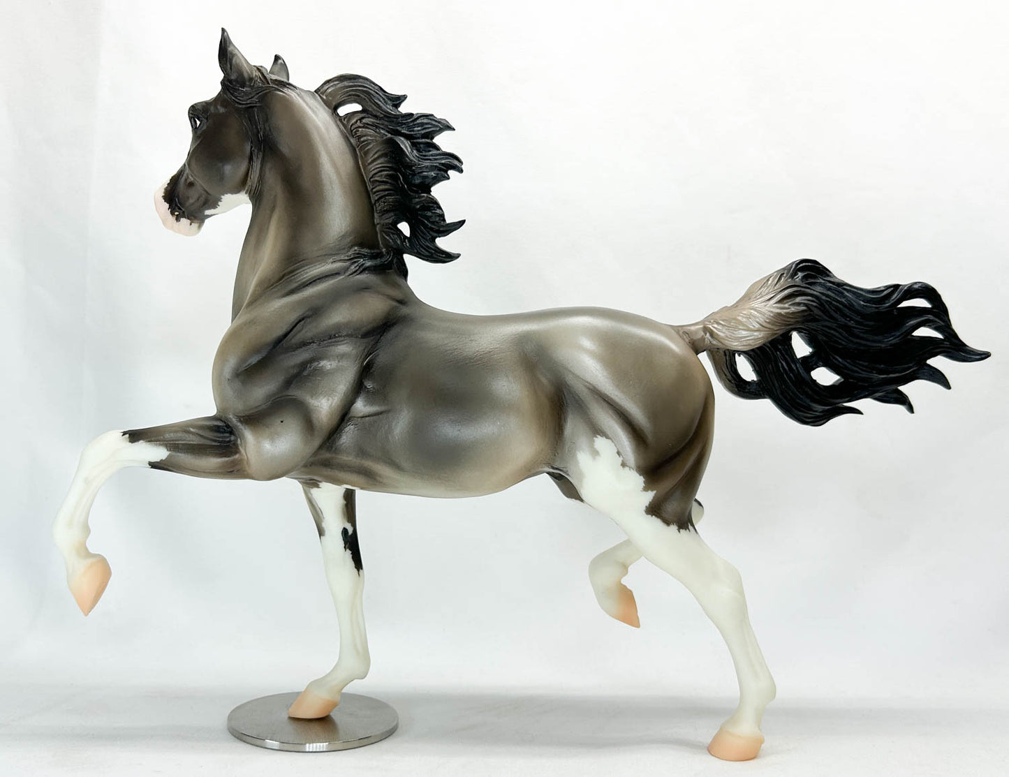 Huckleberry Bey ~ High Wire - Breyerfest SR w/ Steel Base