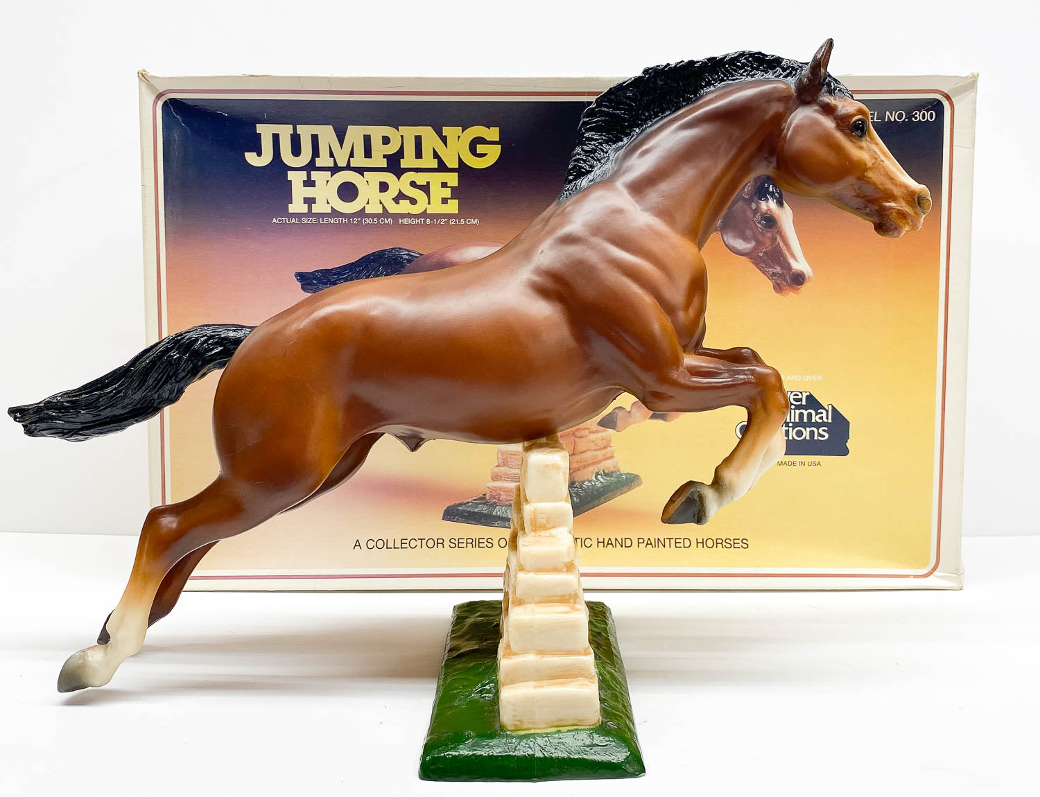 Jumping Horse, Bay - 3 Socks w/ Box