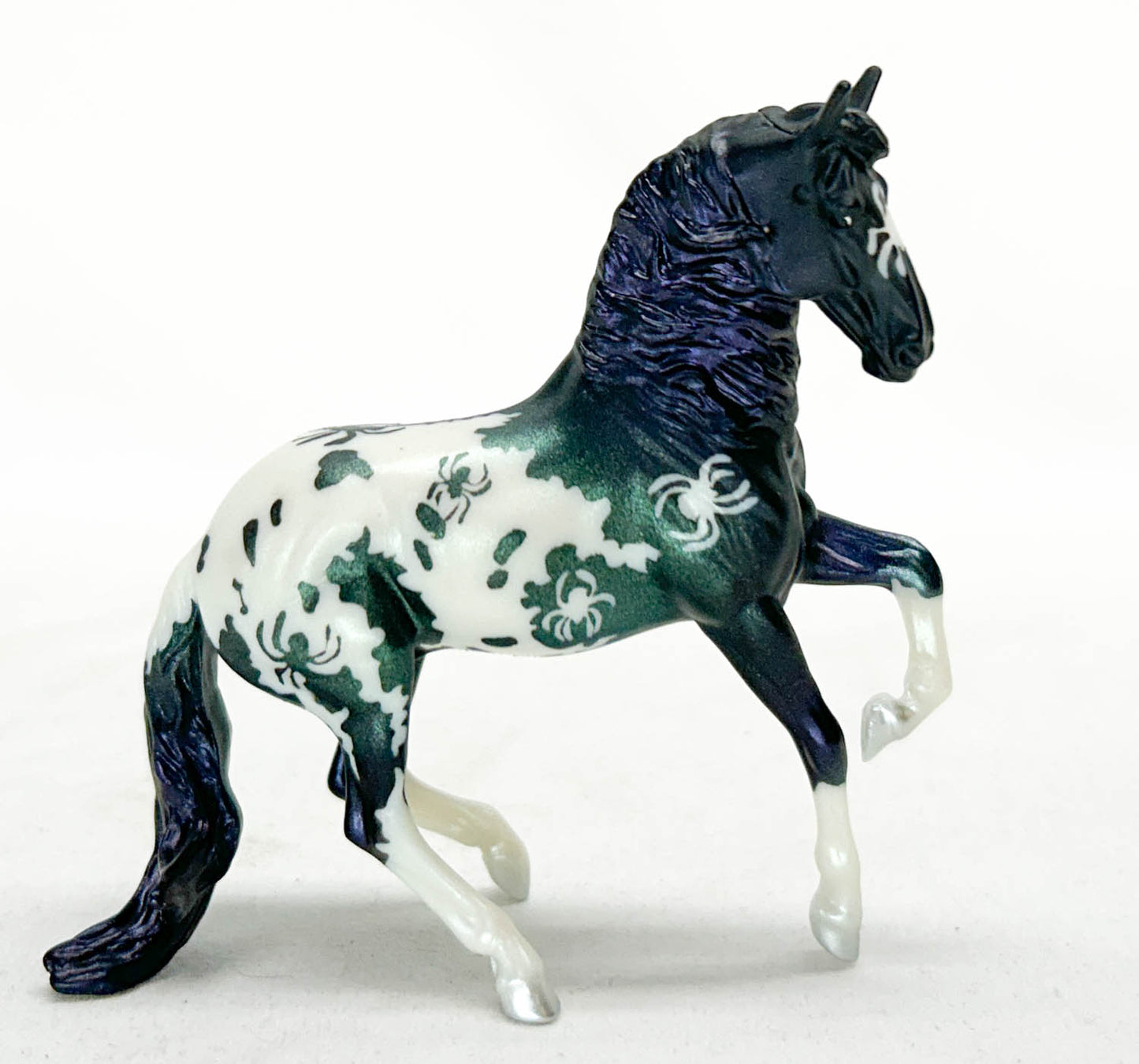 Alborozo ~ Mini Eek - 2025 Spooky Surprise