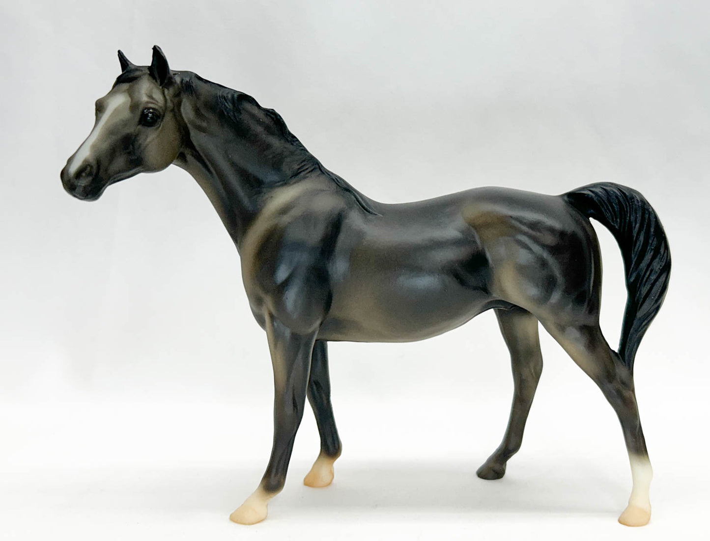 Kelso, Ruffian & Silky Sullivan ~ Ladies of the Bluegrass Set - QVC SR