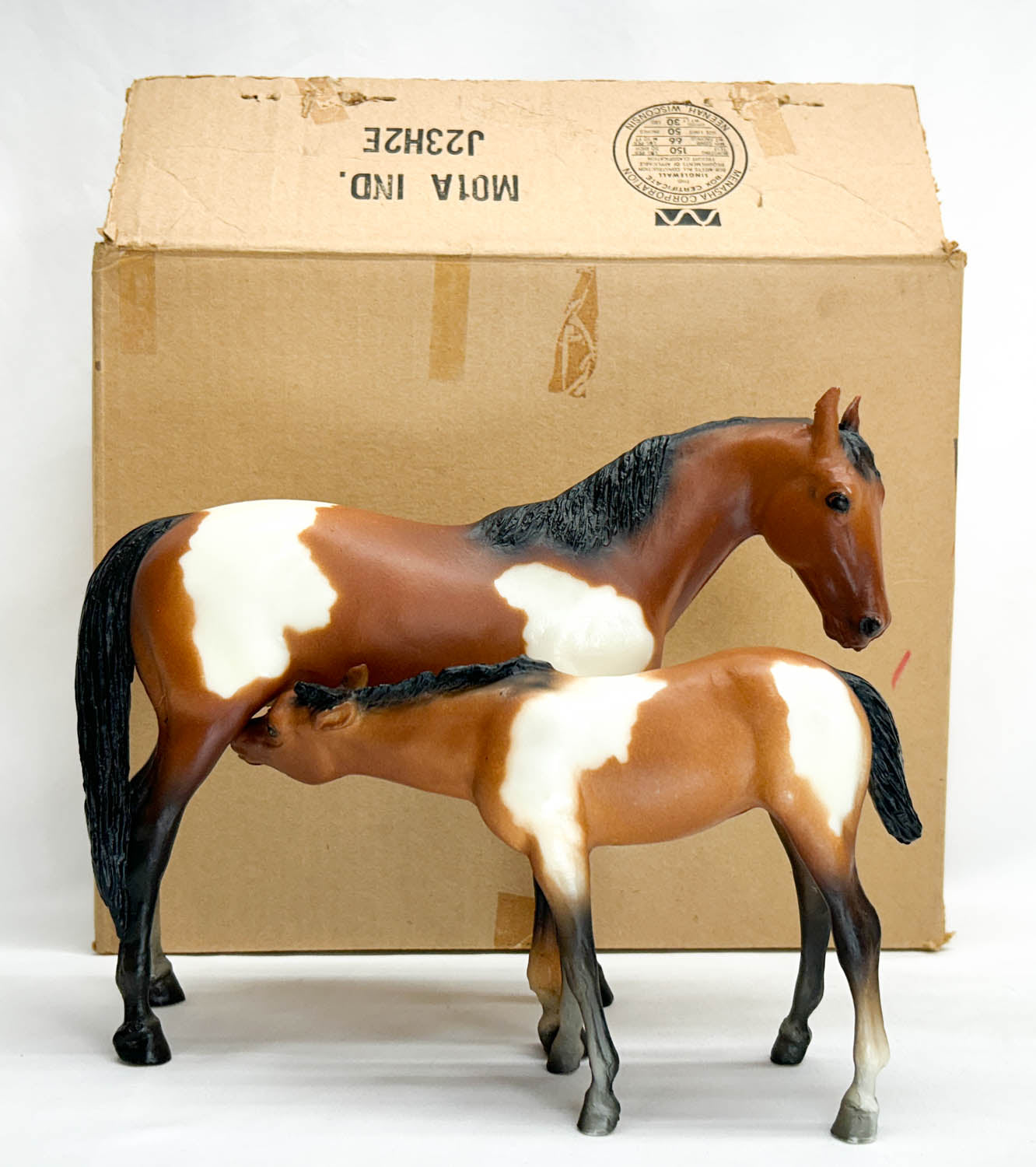 Thoroughbred Mare and Nursing Foal, Bay Pinto - Sears SR w/ Box