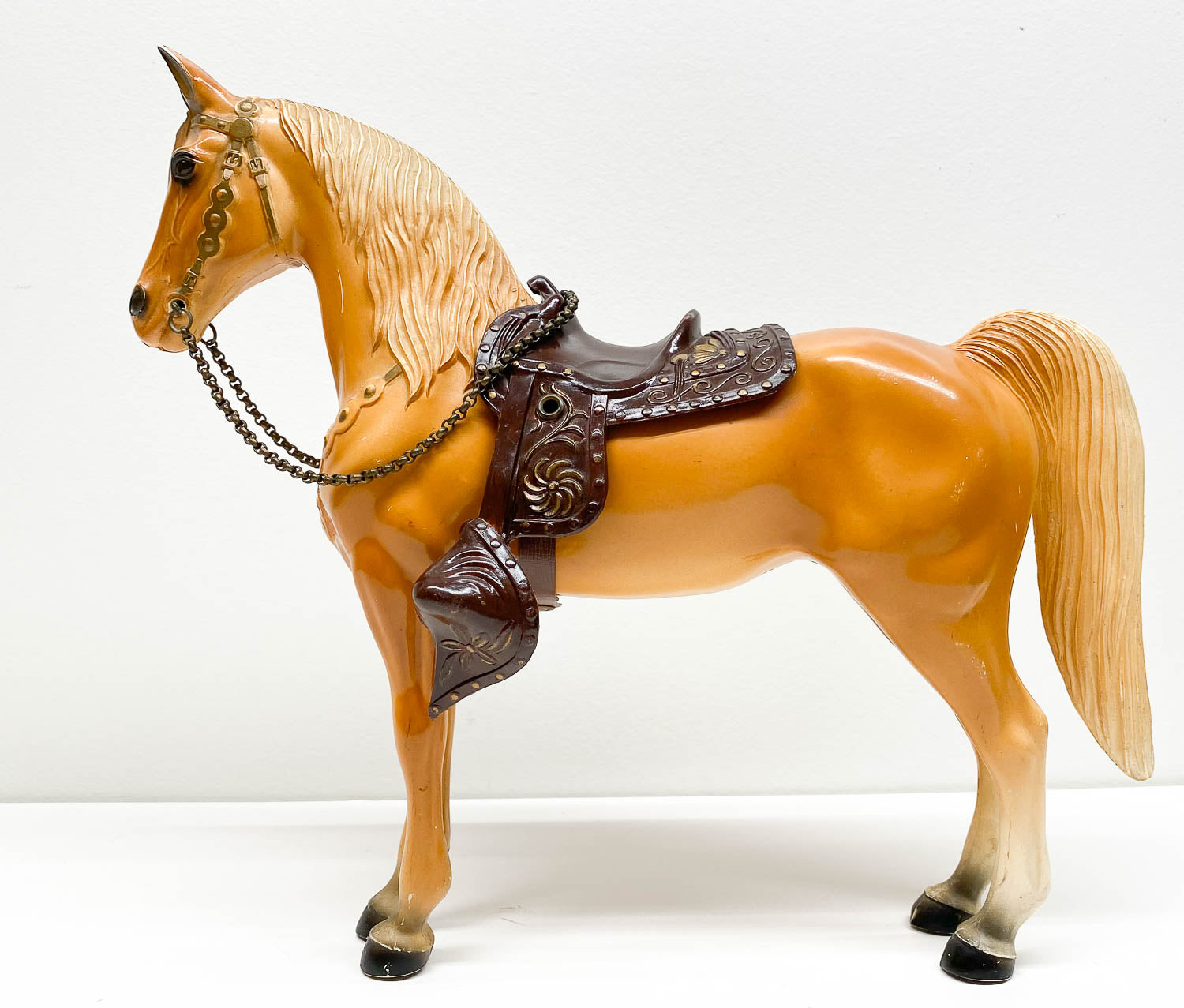 Western Horse, Palomino - Early Basecoat Chalky