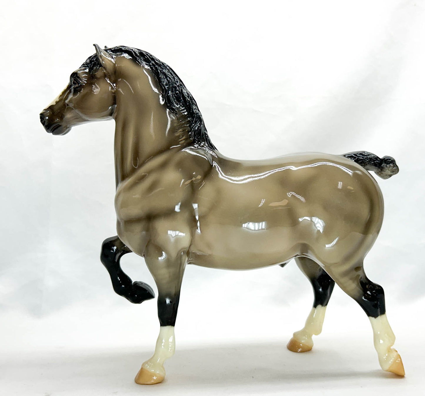 Belgian ~ Arthur - 2005 Breyerfest SR