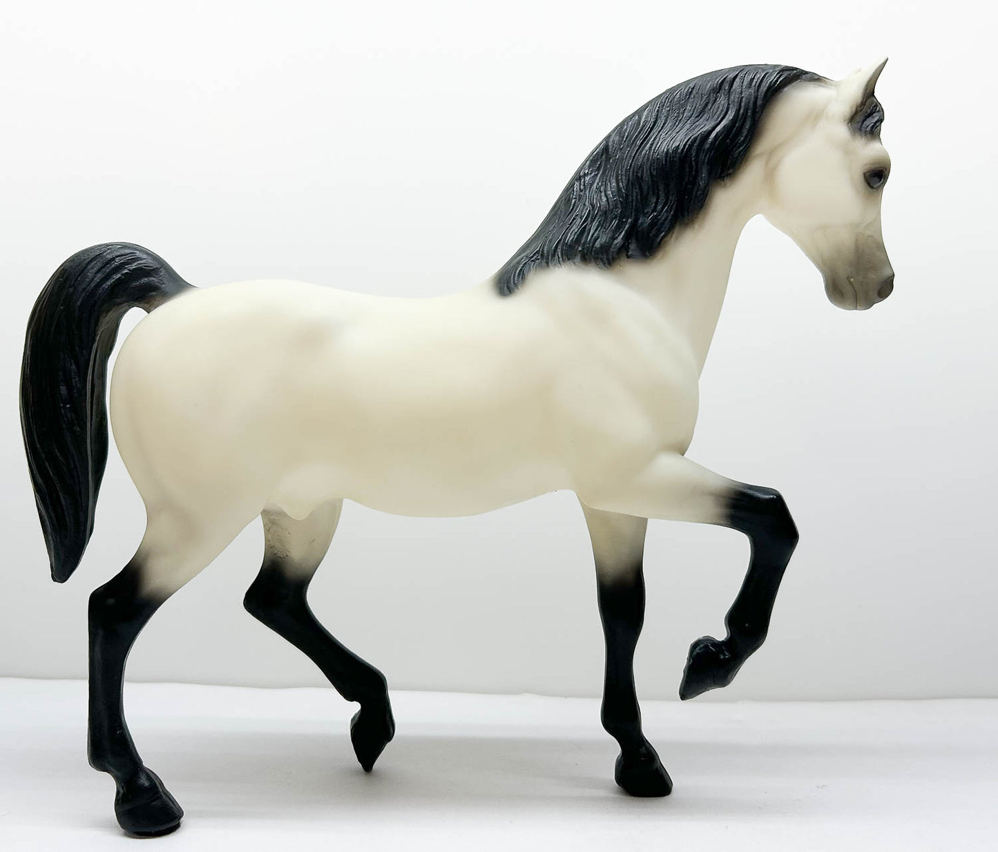 Family Arabian Stallion, Black-Point Alabaster - 1991 Sears SR