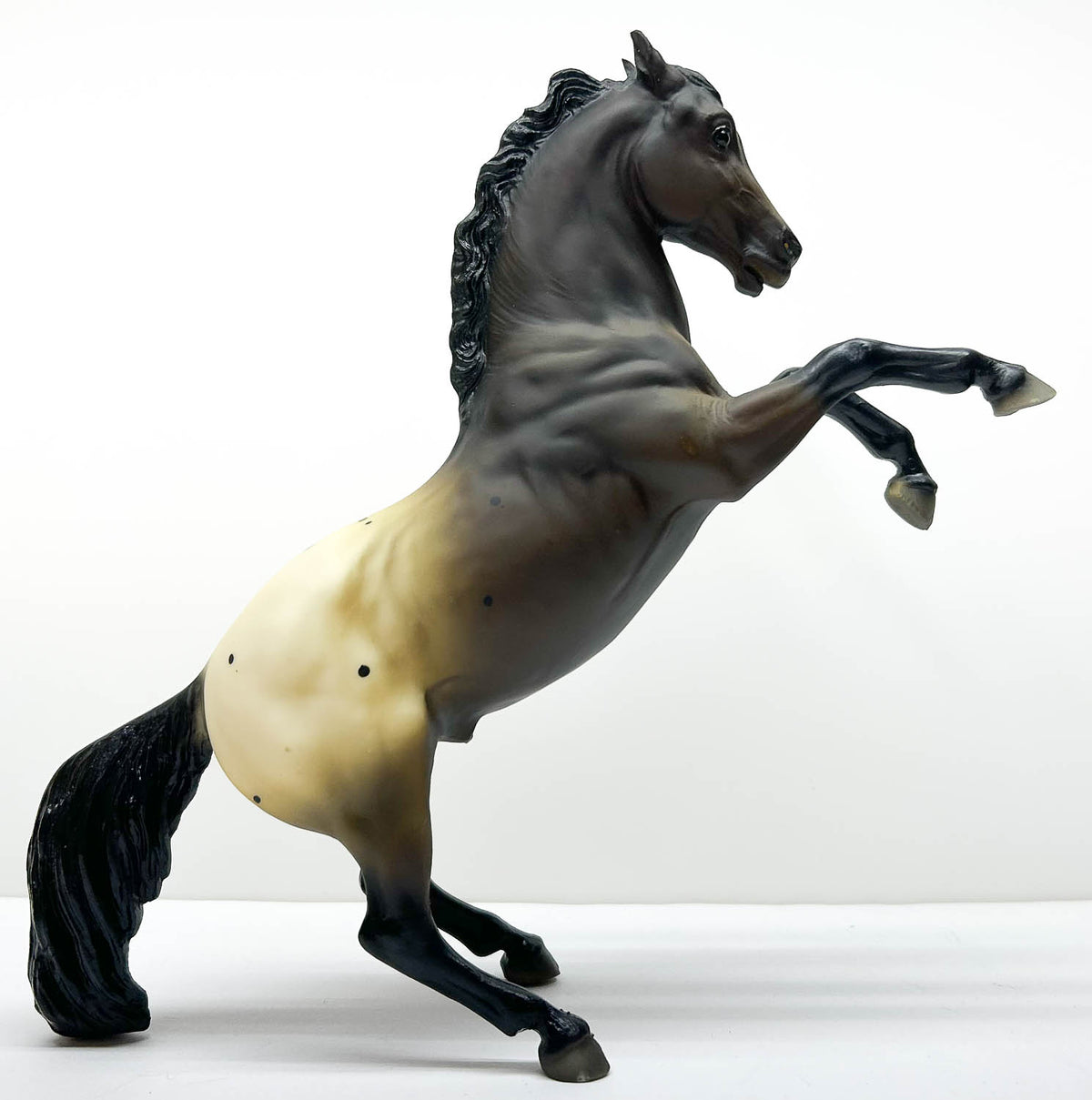Fighting Stallion ~ Ponokah Eemetah (Rainbow & Dandelion Fluff Warpaint)