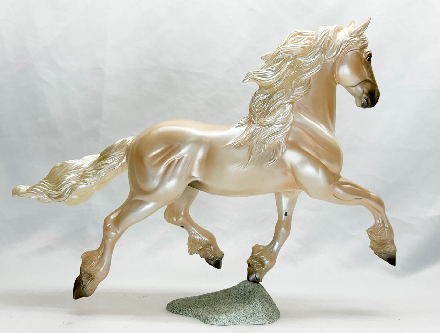 2008 Holiday Horse - Goffert ~ Noelle, Peace On Earth