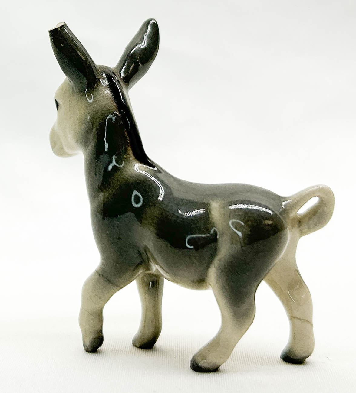 Hagen-Renaker Donkey Mama, Walking