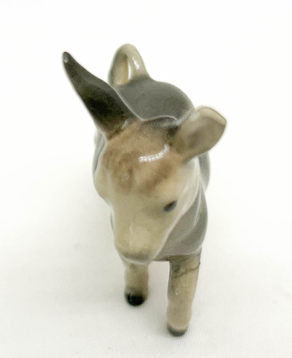 Hagen-Renaker Donkey Mama, Walking