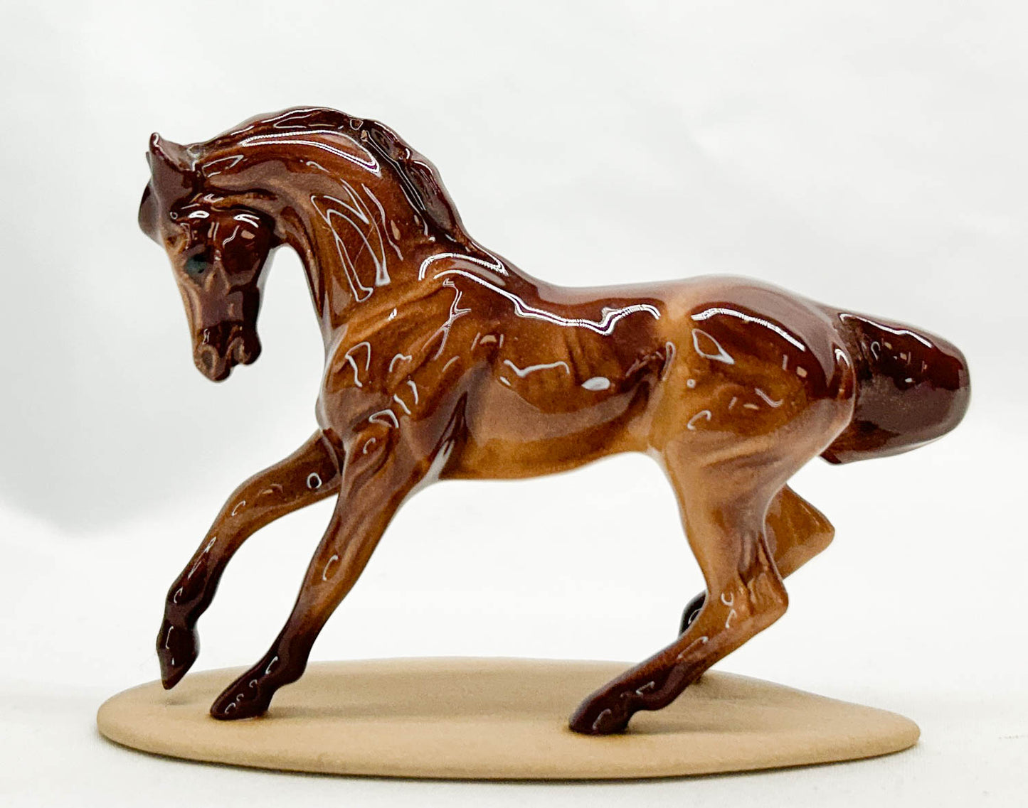 Hagen Renaker Thoroughbred