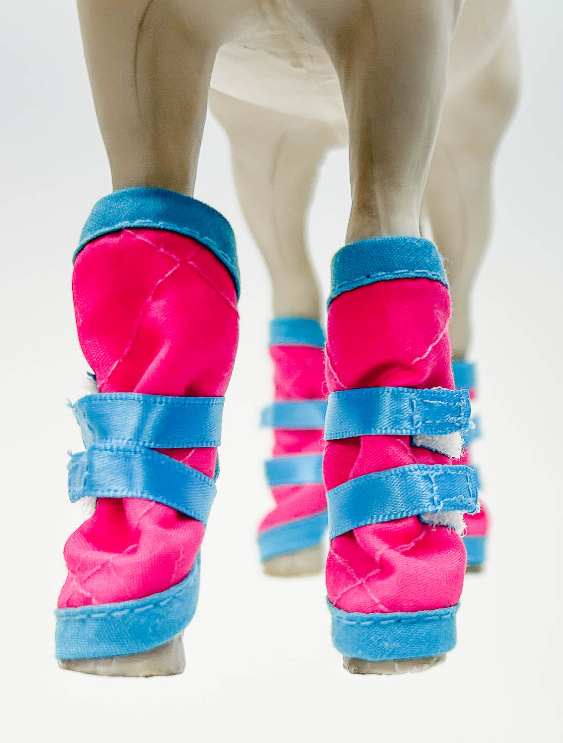 Quilted Shipping Boots - Hot Pink