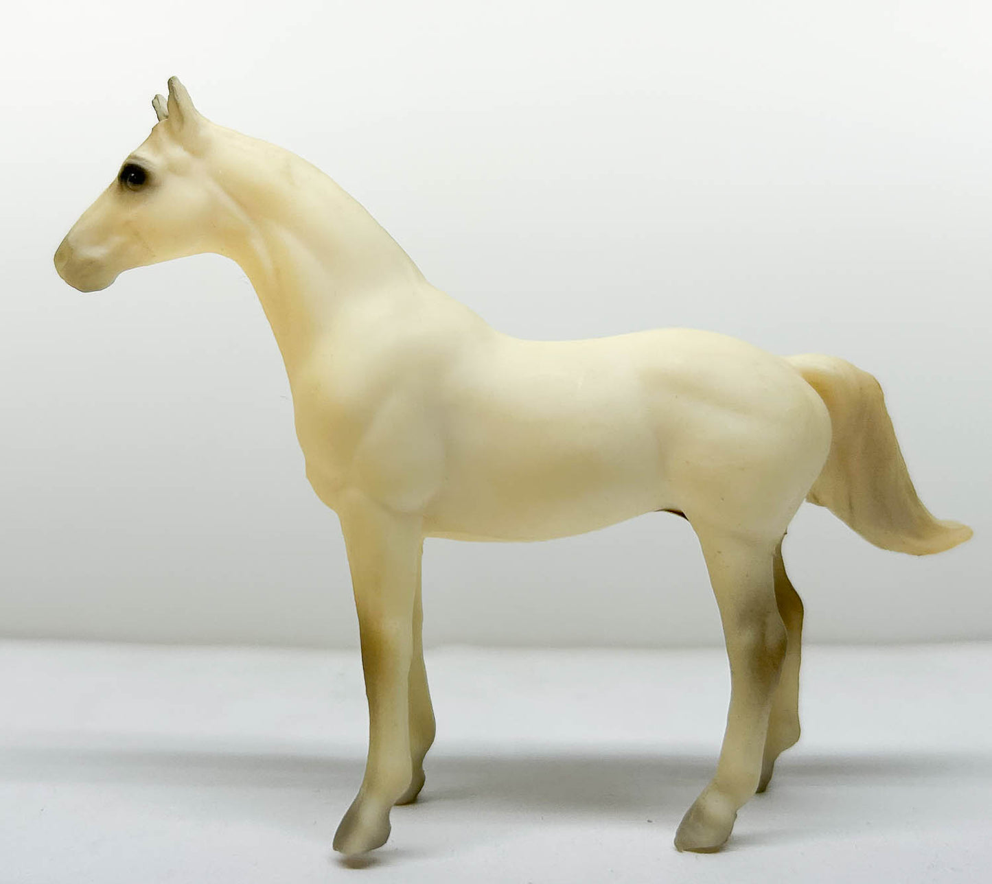 Silky Sullivan, Light Rose Grey - JCP SR