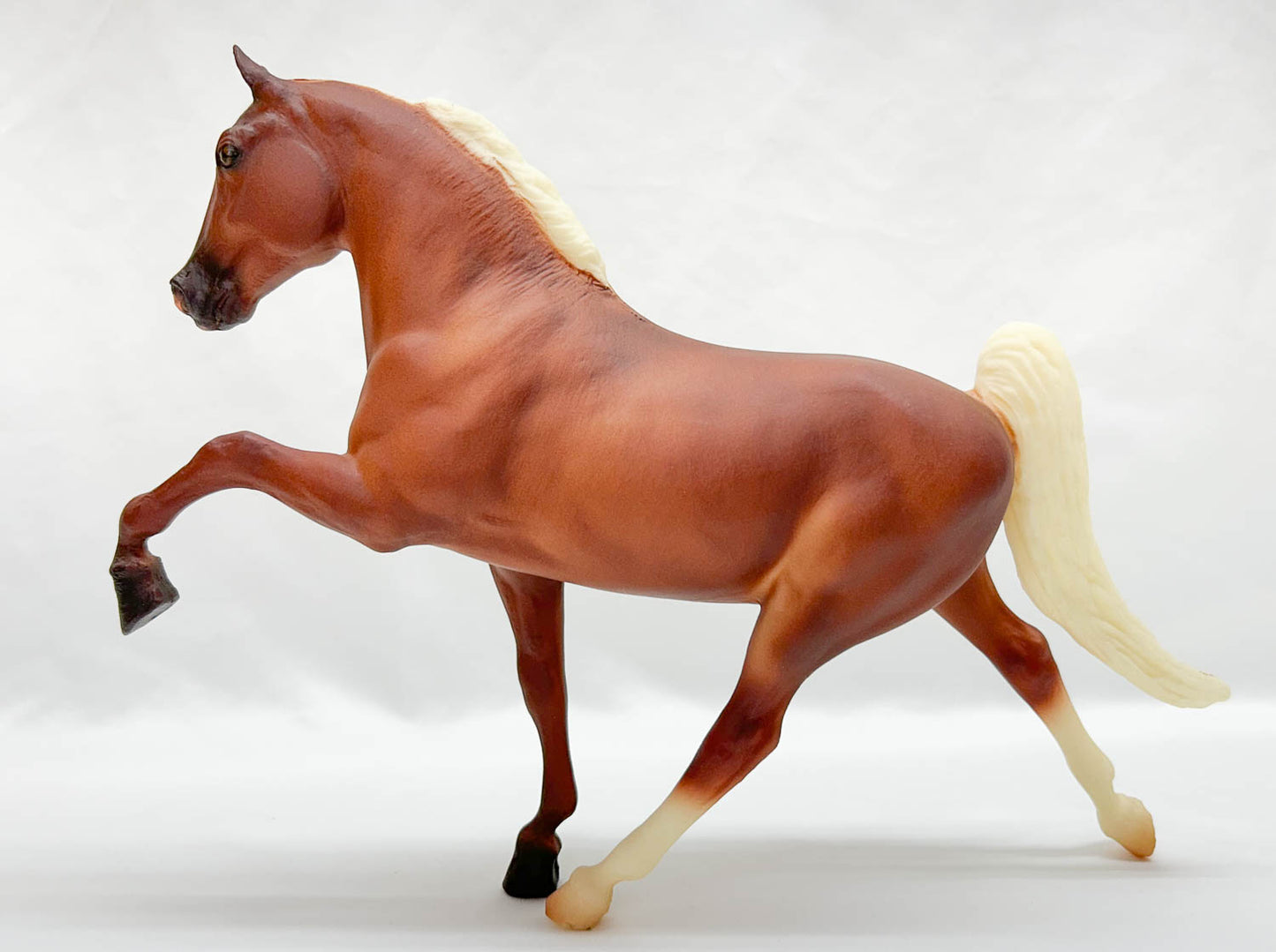 Tennessee Walking Horse, Palomino/Flaxen Chestnut - WCHE SR 4500 Made