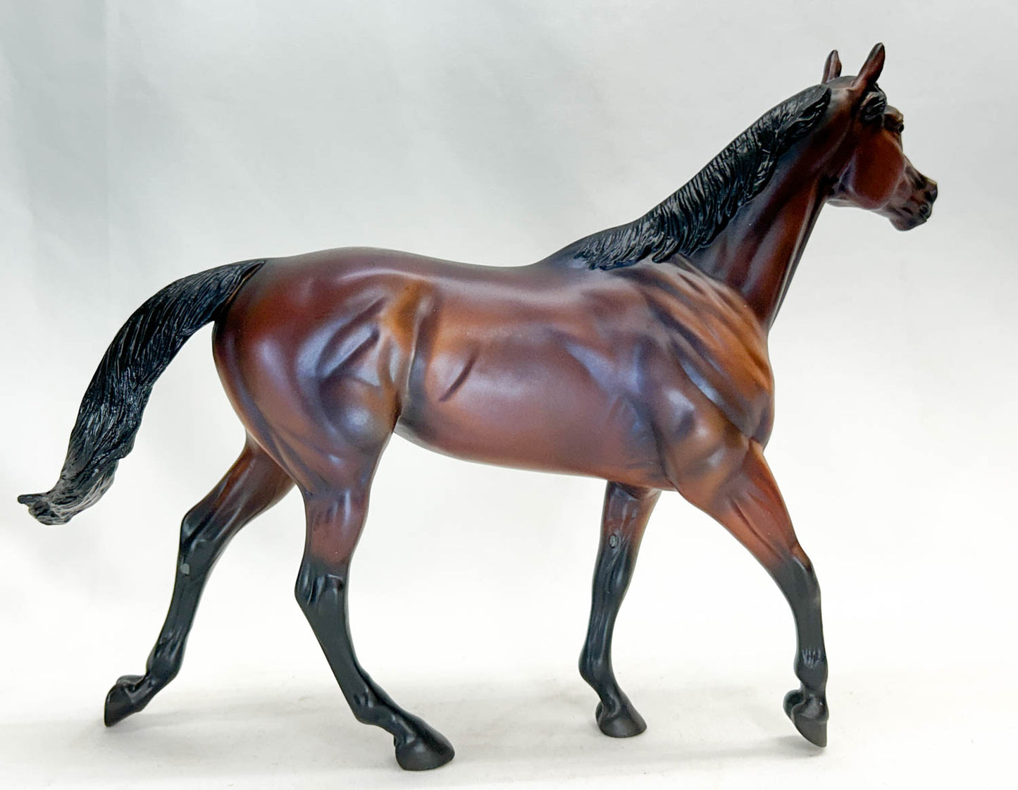 Walking Thoroughbred ~ Brass Hat - 2018 BreyerFest Celebration Horse