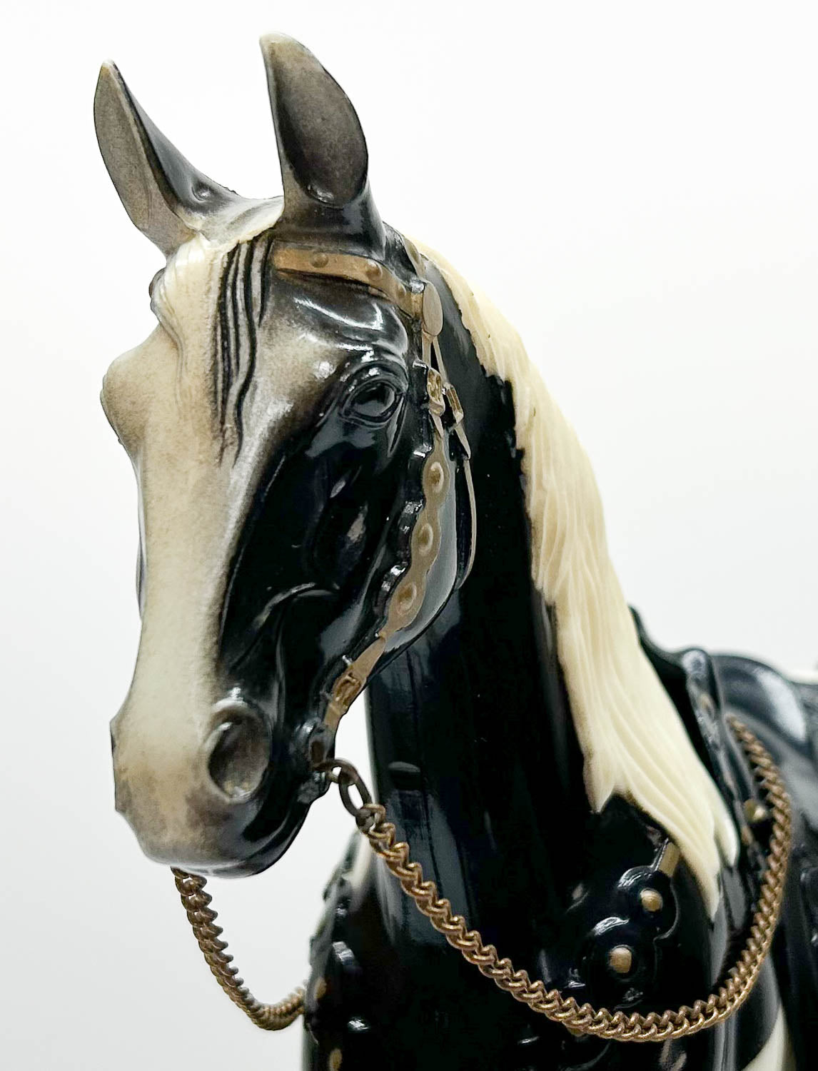 Western Horse, Black Pinto w/Snap Saddle and Reins
