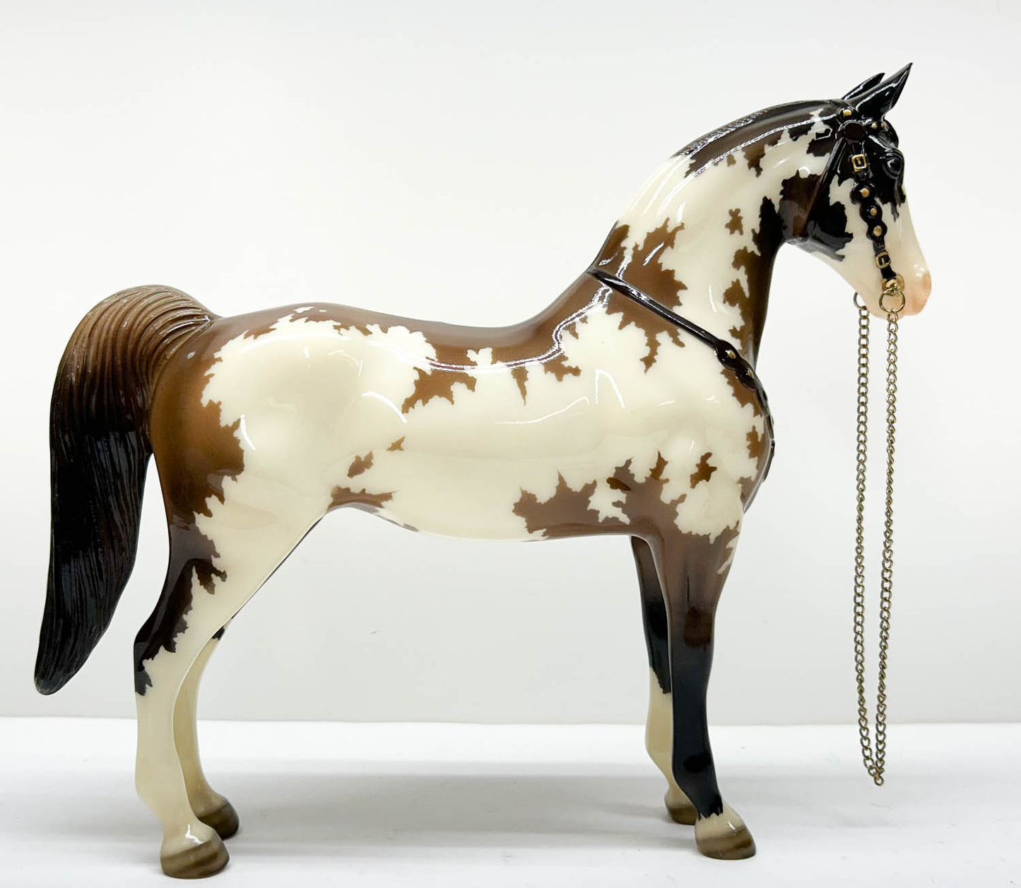 Western Horse ~ Gossamer, Glossy - Breyerfest SR