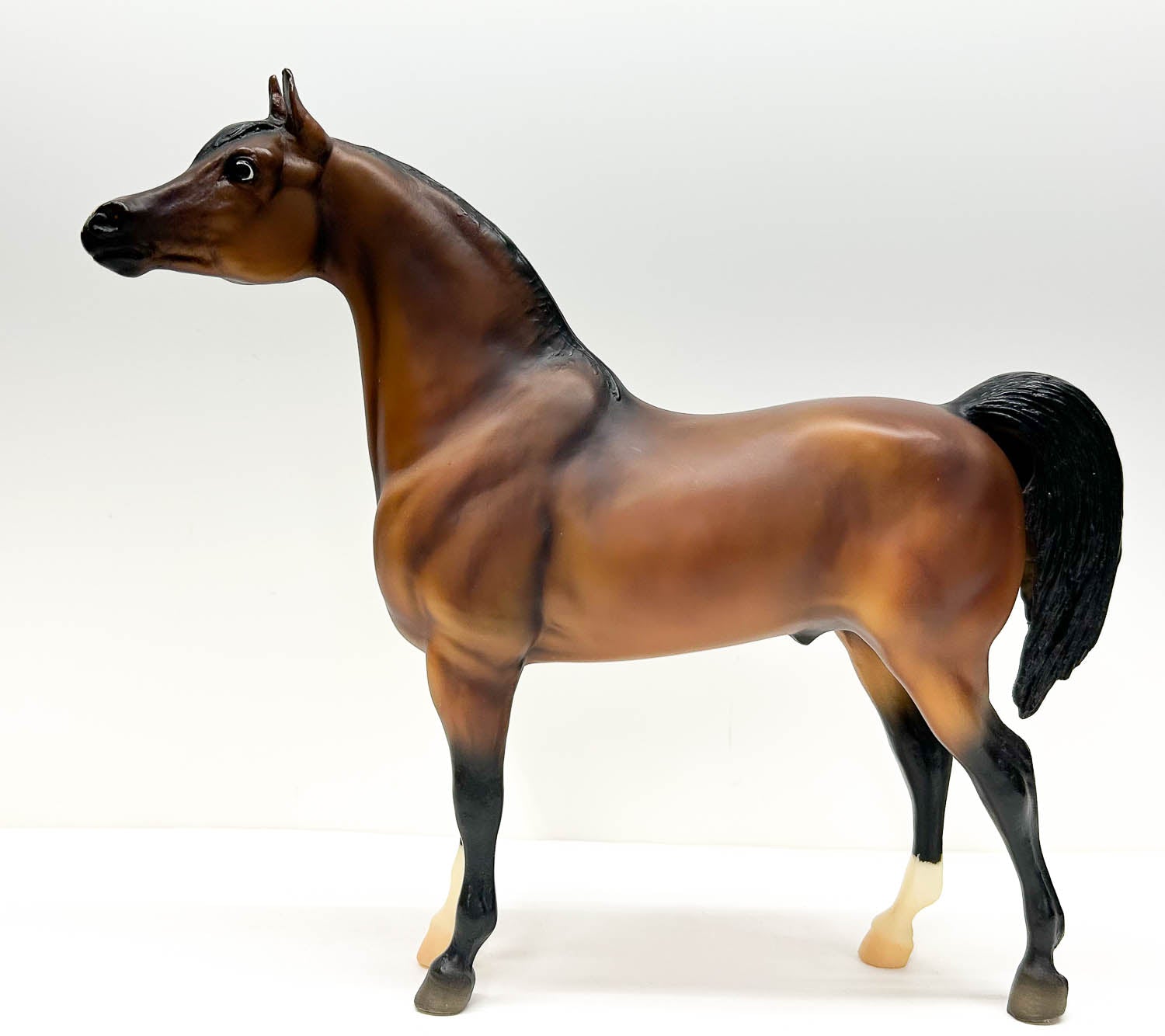 Breyer Proud Arabian Stallion ~ Thee Desperado #1341 – Triple Mountain 