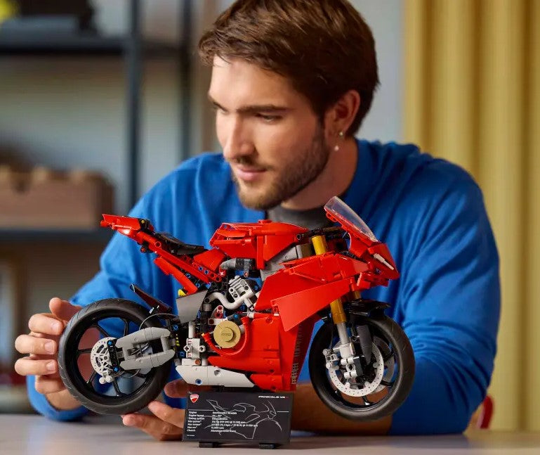 LEGO® Technic™ Ducati Panigale V4 S Motorcycle #42202 1603 Pieces