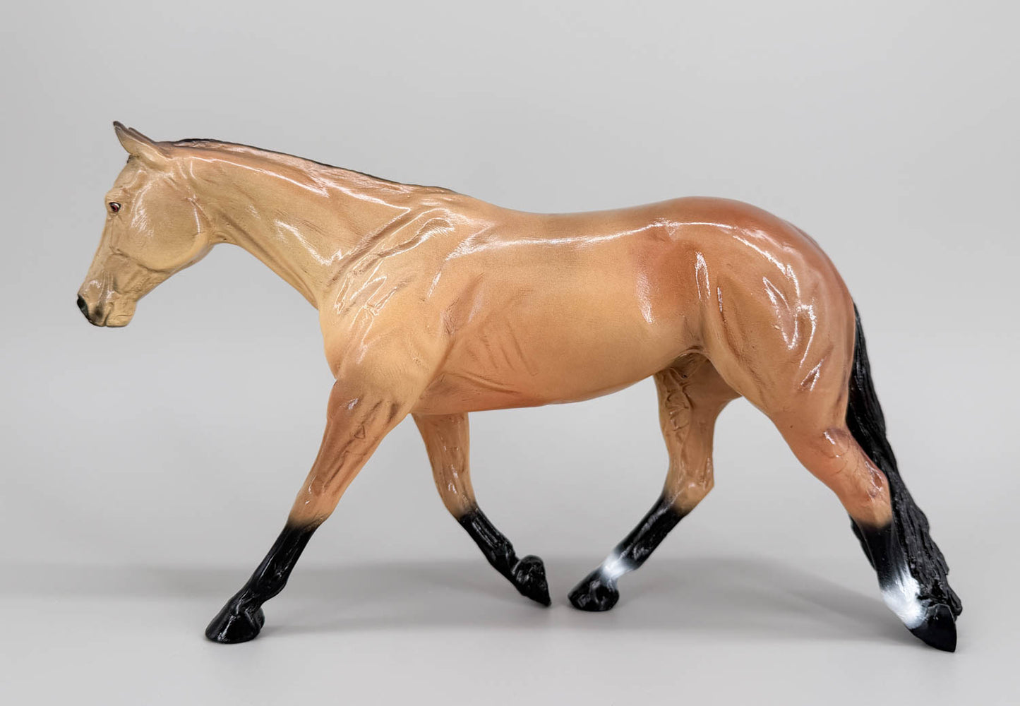 Hunter, Buckskin - Black Horse Ranch Resin
