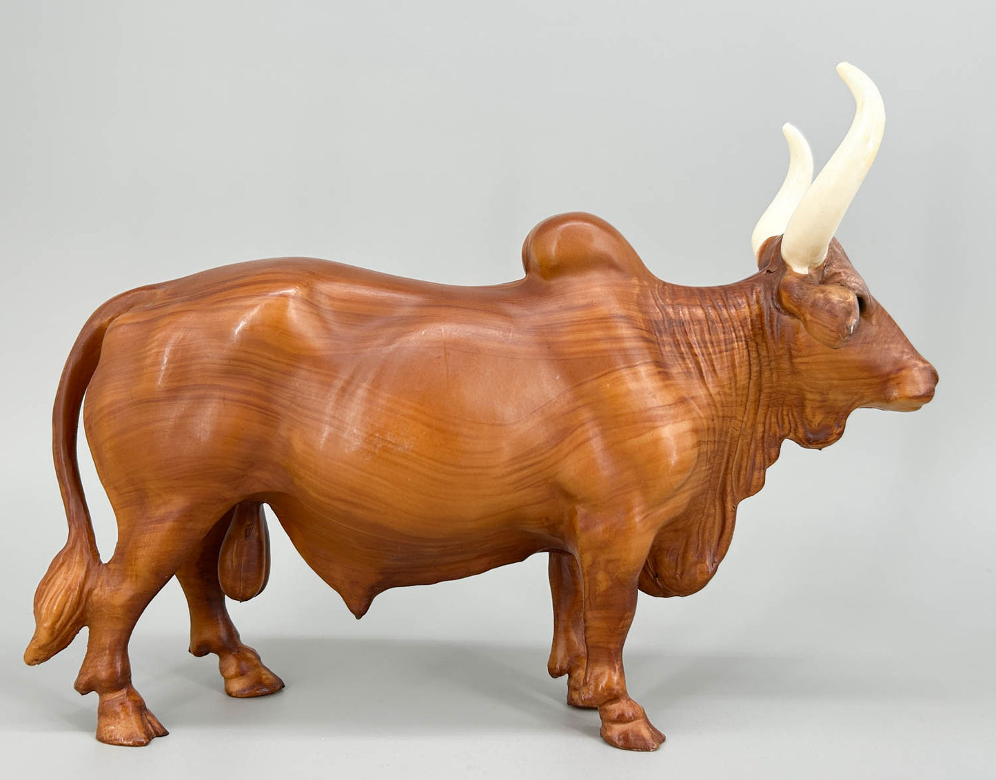 Brahma Bull, Woodgrain