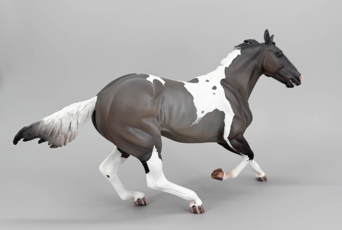 Clover Gymkhana Horse Resin, Sculpted by Airen Chandler, Painted by Sue Kern
