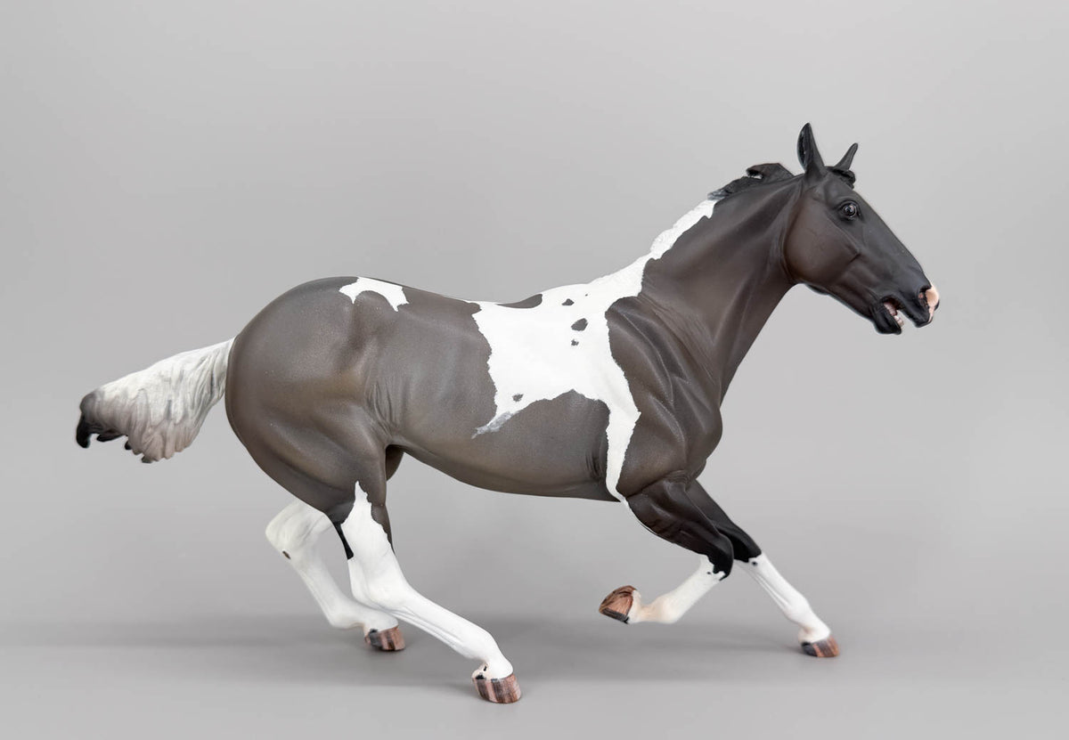 Clover Gymkhana Horse Resin, Sculpted by Airen Chandler, Painted by Sue Kern