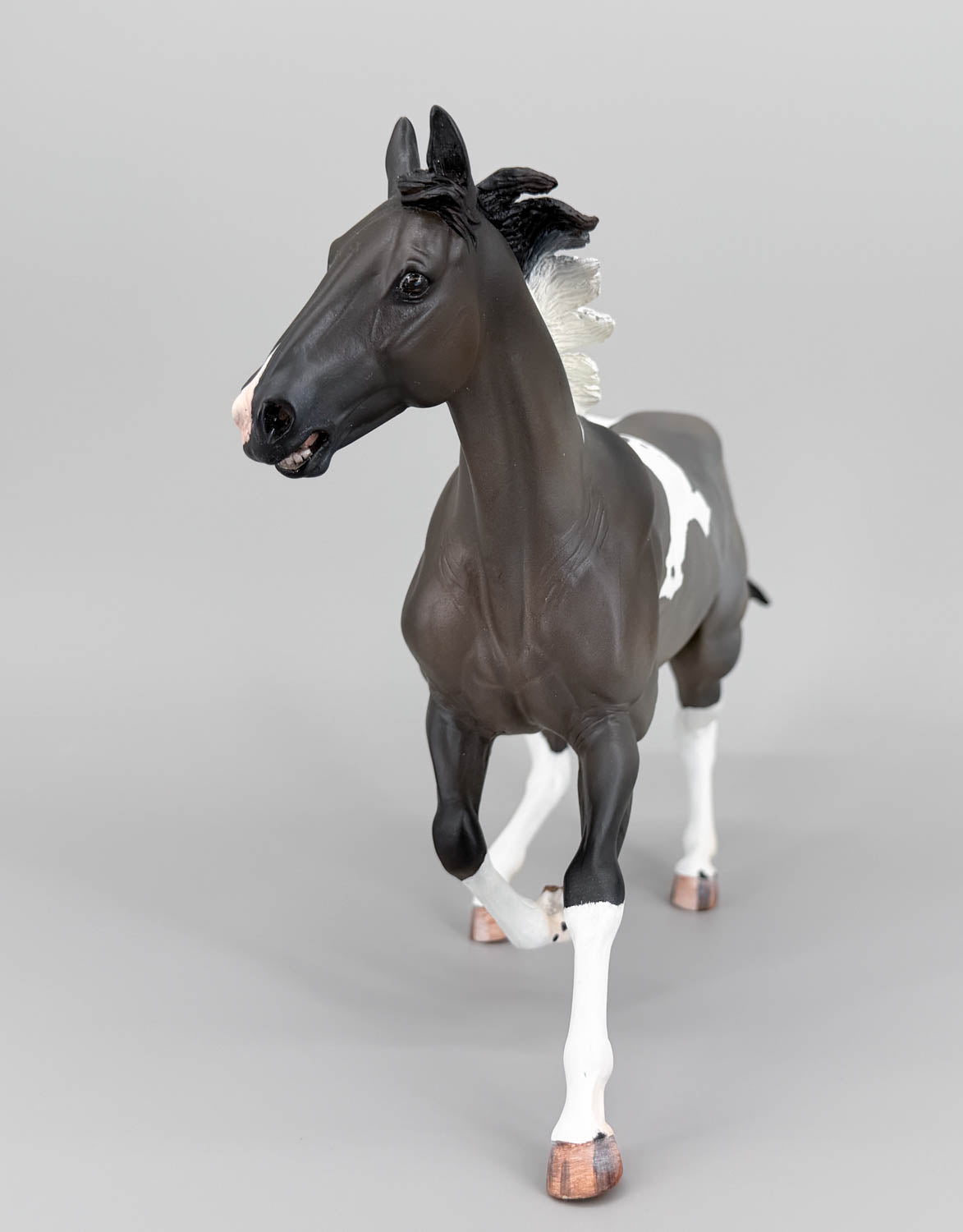 Clover Gymkhana Horse Resin, Sculpted by Airen Chandler, Painted by Sue Kern