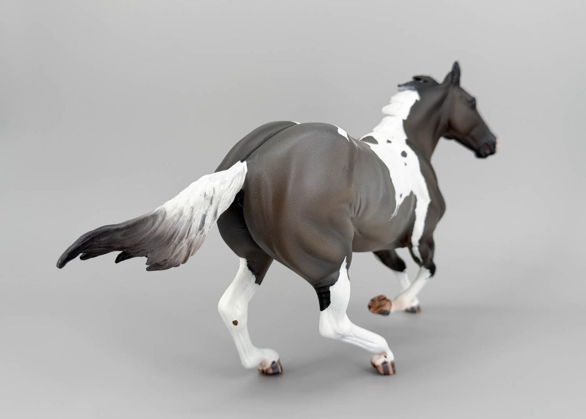 Clover Gymkhana Horse Resin, Sculpted by Airen Chandler, Painted by Sue Kern