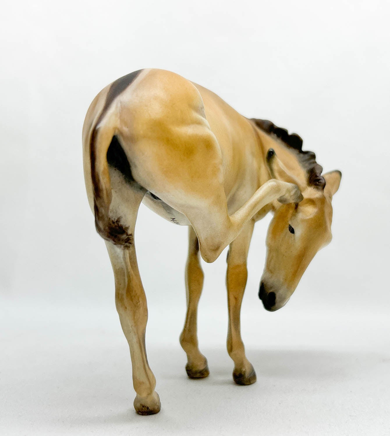 Dome Scratcher Onager Resin by Tibbi Searcher, Painted by Mindy Berg (AUCTION)