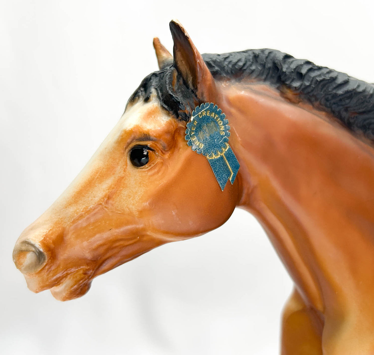 Jumping Horse, Bay with 4-Sock Variation and BLUE RIBBON STICKER
