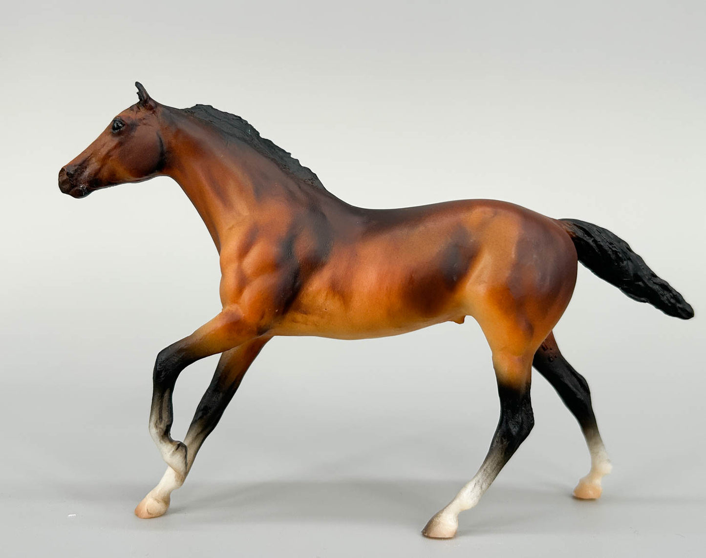 Thoroughbred Stallion - Saddle Club Prancer w/ Custom Racing Tack