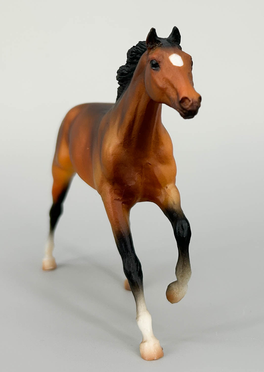 Thoroughbred Stallion - Saddle Club Prancer w/ Custom Racing Tack