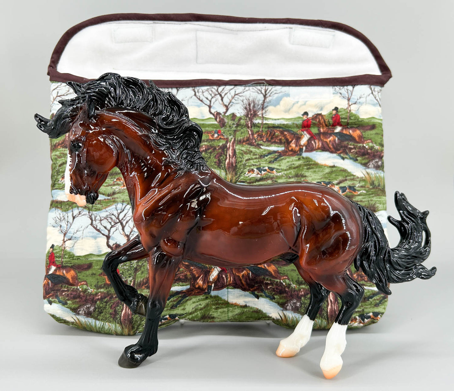 Pony Pouch, Artisan Made - Hunt Scene with Brown Trim 13" x 11"